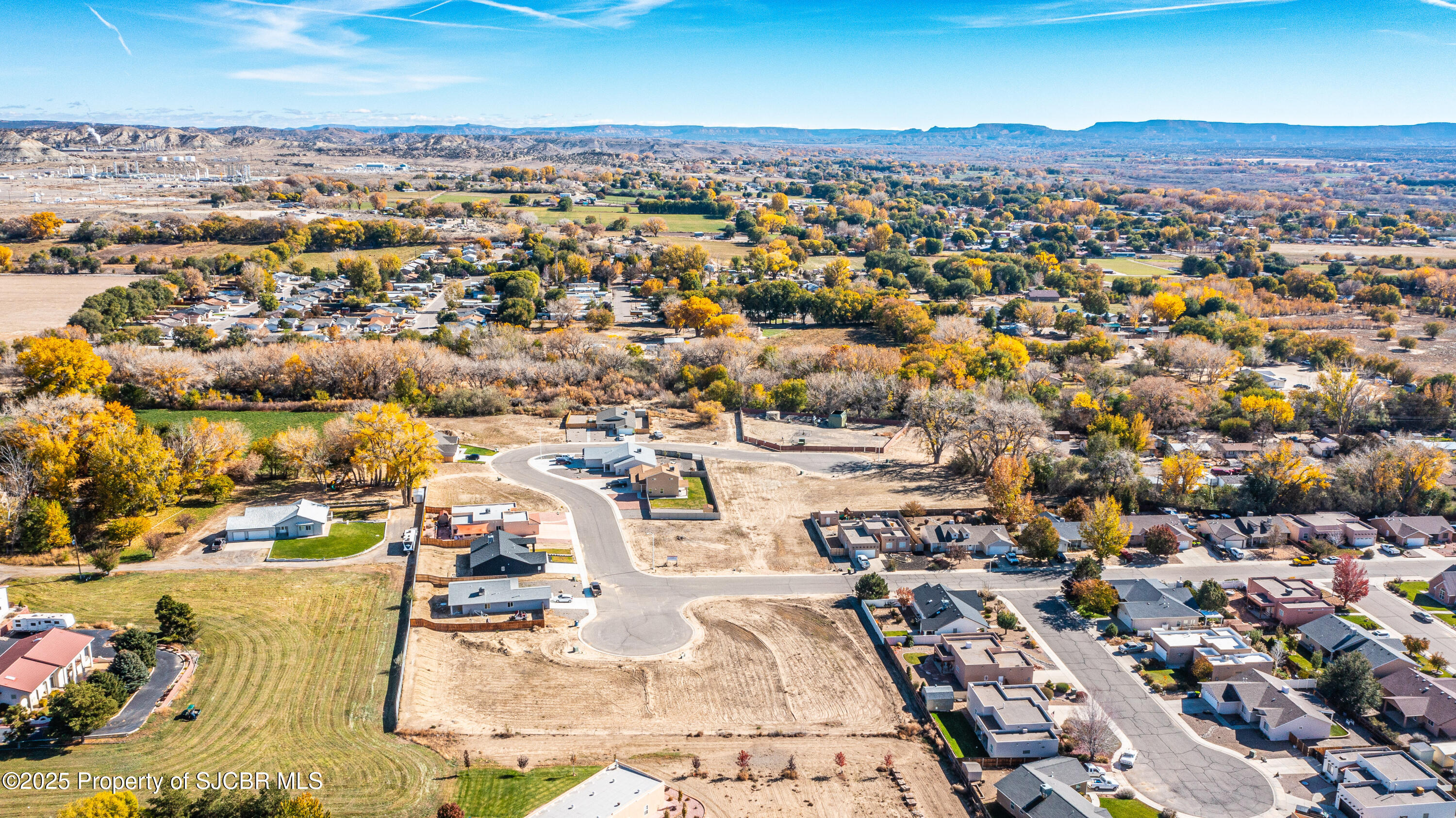 Photo 1 of 7 — 1033 VALLEY VIEW Drive, Bloomfield, NM 87413