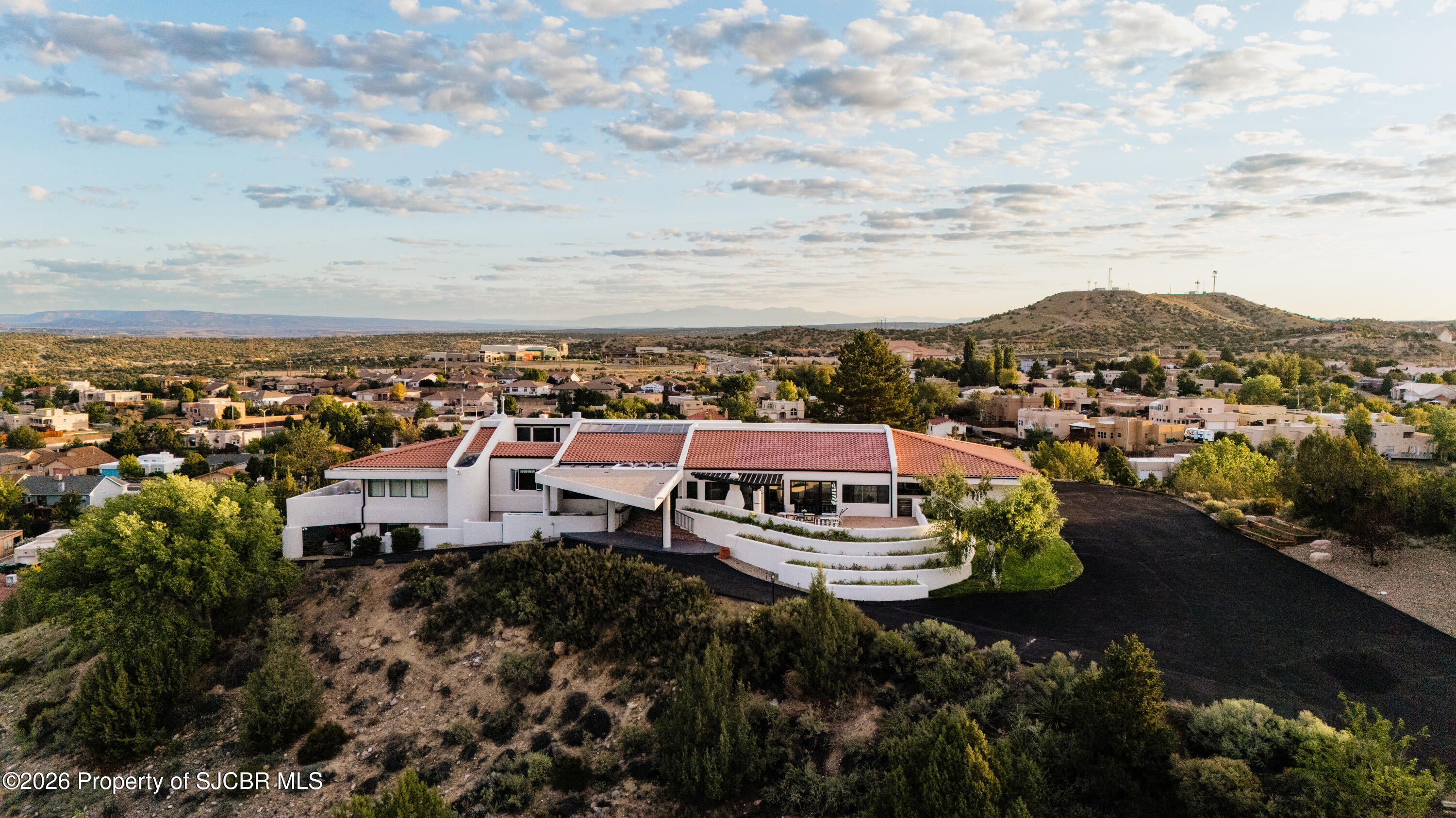Farmington, New Mexico, 87401, United States, 5 Bedrooms Bedrooms, ,5 BathroomsBathrooms,Residential,Active,2031415