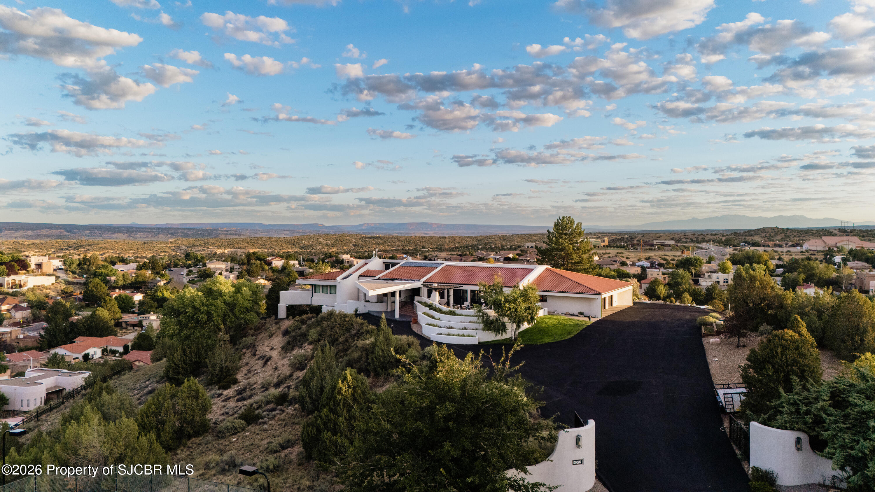 Farmington, New Mexico, 87401, United States, 5 Bedrooms Bedrooms, ,5 BathroomsBathrooms,Residential,Active,2031415