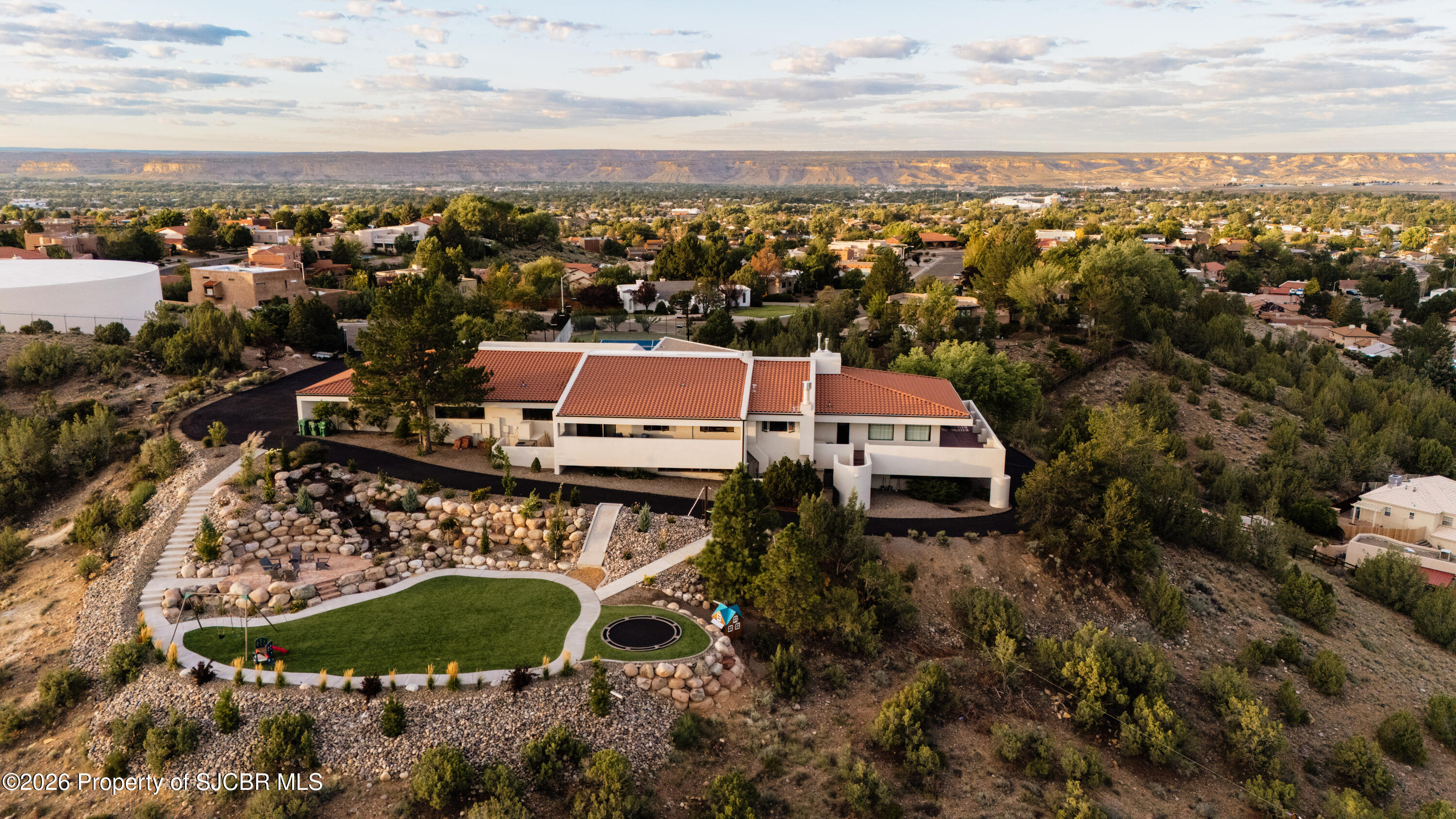 Farmington, New Mexico, 87401, United States, 5 Bedrooms Bedrooms, ,5 BathroomsBathrooms,Residential,Active,2031415