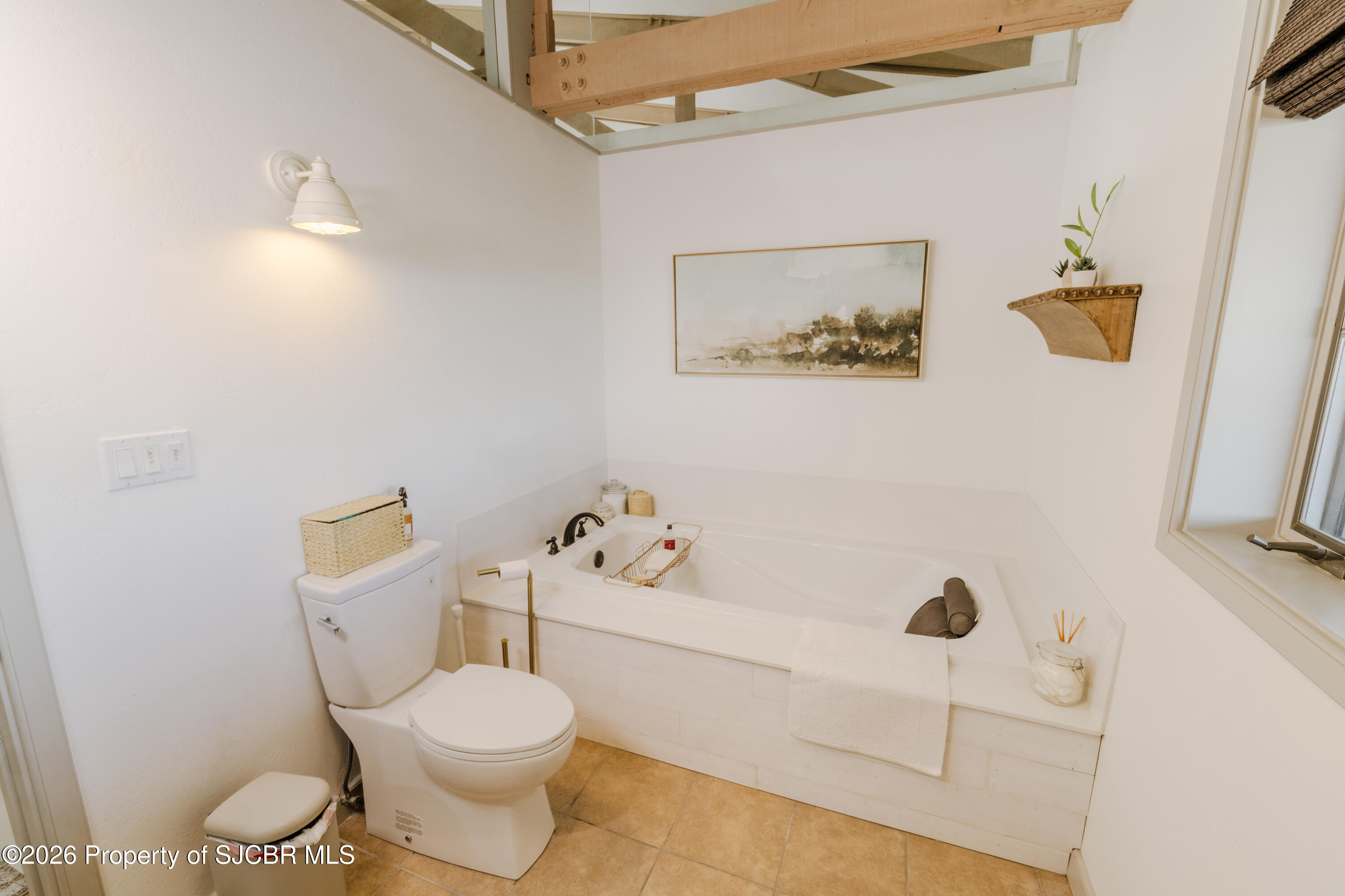 Farmington, New Mexico, 87401, United States, 5 Bedrooms Bedrooms, ,5 BathroomsBathrooms,Residential,Active,2031415