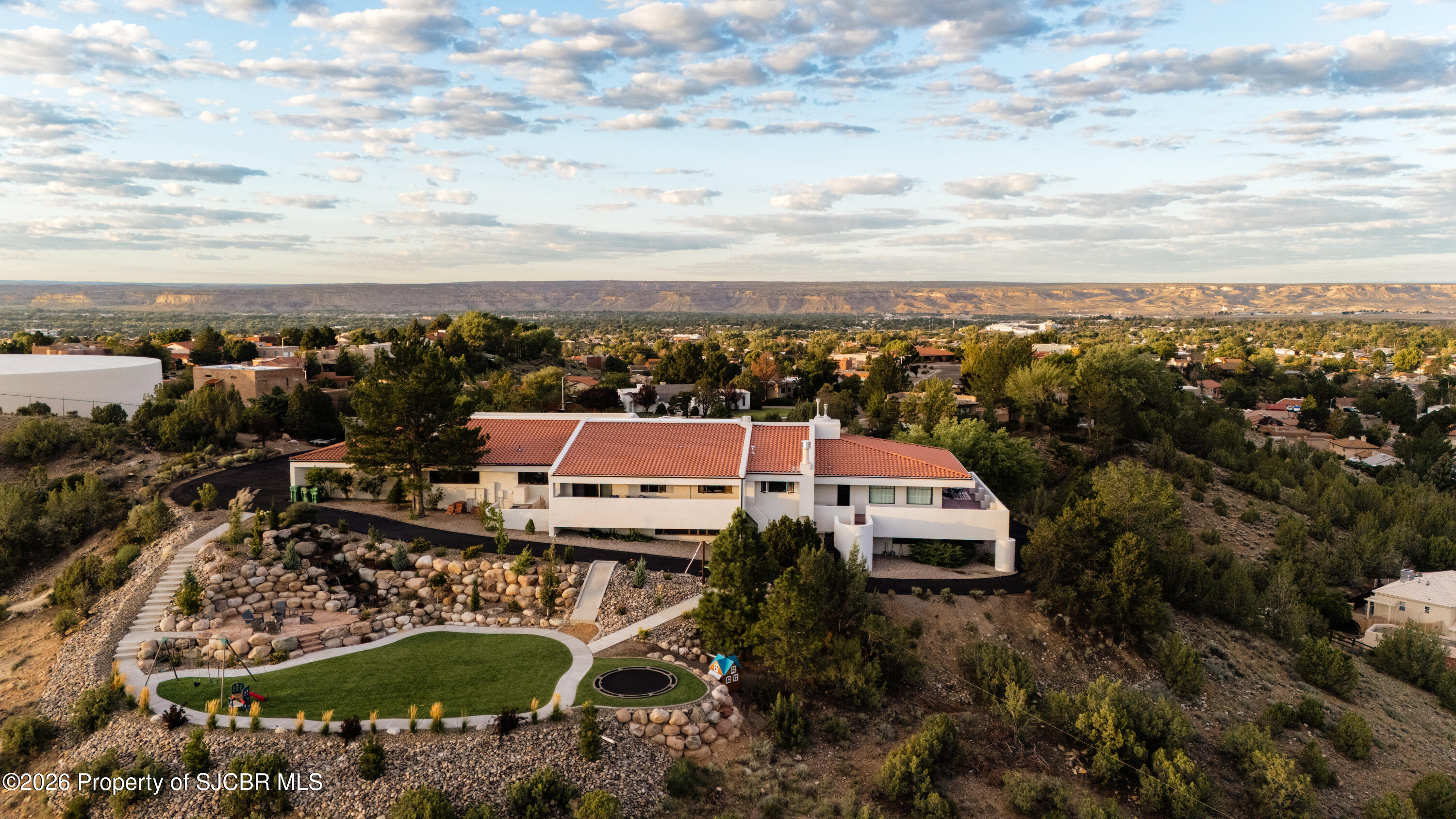 Farmington, New Mexico, 87401, United States, 5 Bedrooms Bedrooms, ,5 BathroomsBathrooms,Residential,Active,2031415