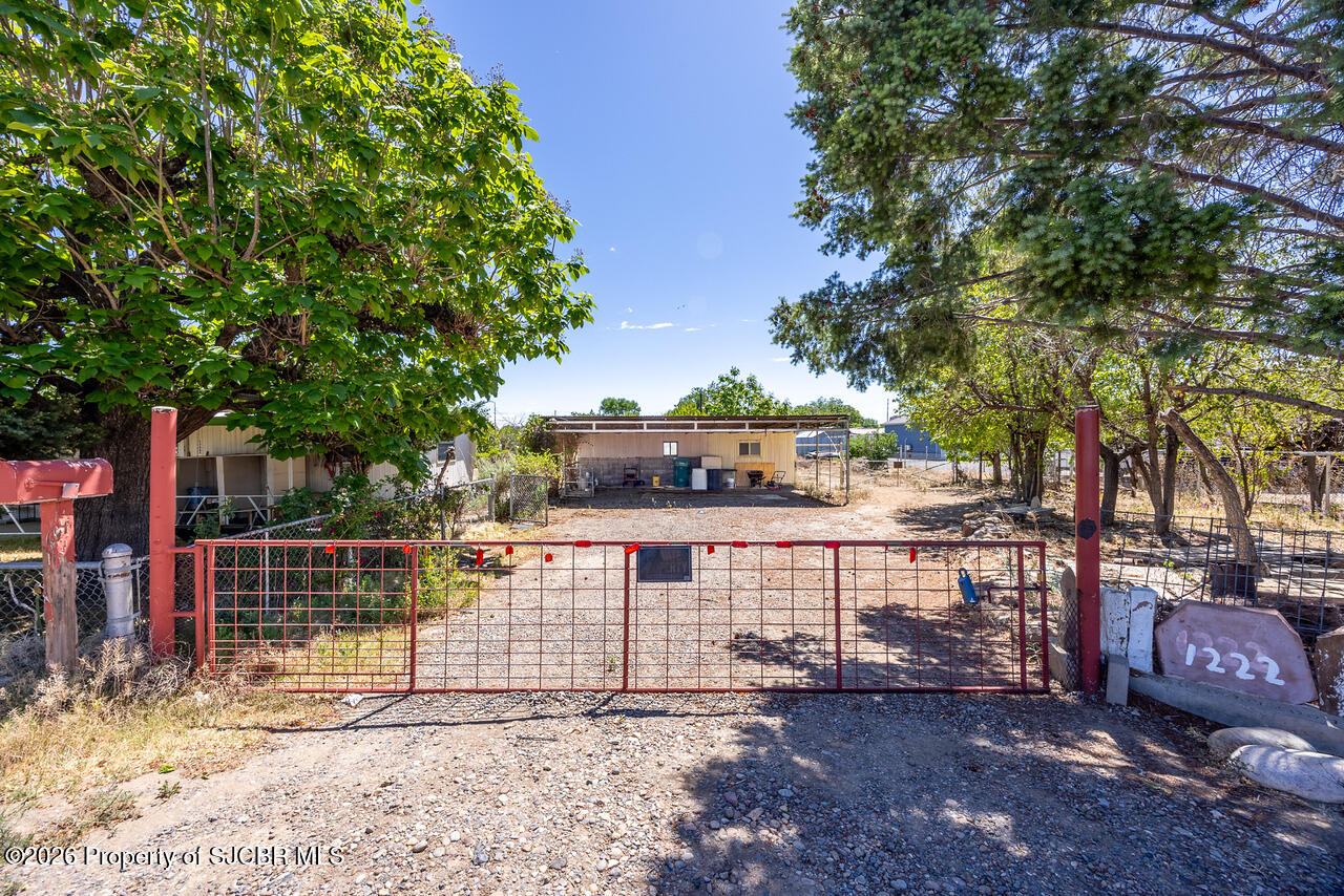 1222 S BLUFFVIEW Avenue - Photo 2