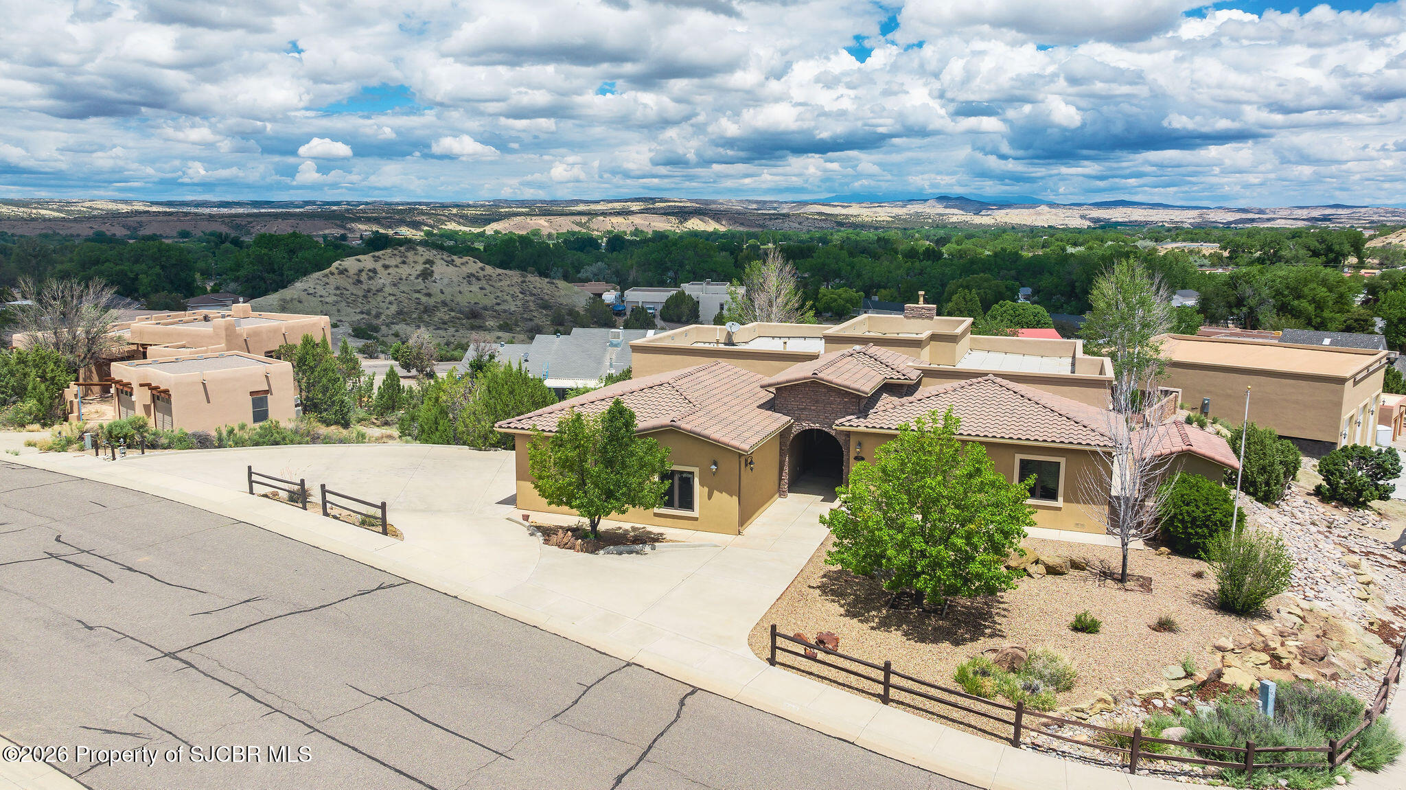 Photo 1 of 28 — 707 DEER DANCER Drive, Aztec, NM 87410