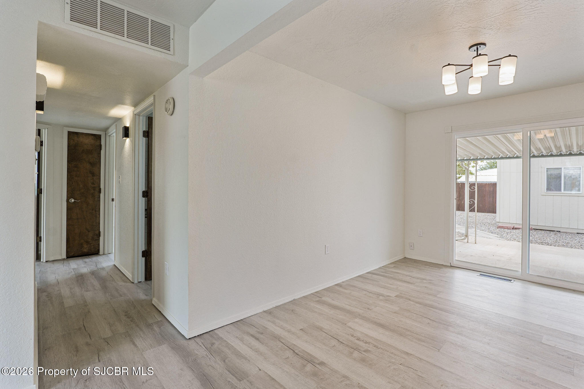 503 W 31ST Street - Photo 4