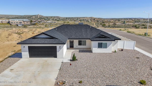 804 LILY ST, FARMINGTON, NM 87401 - Image 6f1838517f4e875b2eef198a0eda5f29/961088613