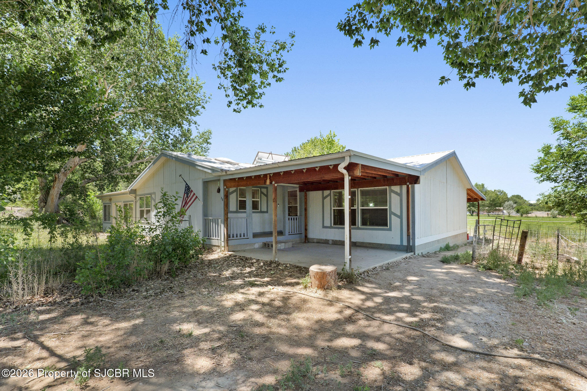 38 ROAD 5192 - Photo 2