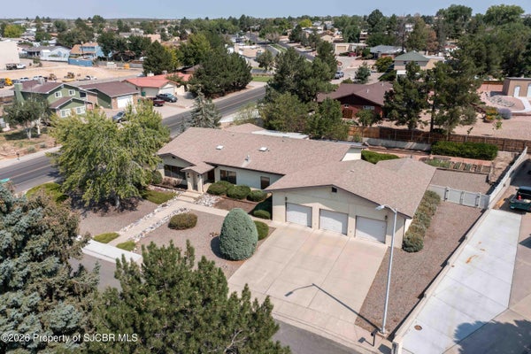 5900 BRIARWOOD CIR, FARMINGTON, NM 87402 - Image c7e6cc1caa5bd9d8542cfc4cf4ec6cc1/2231300036