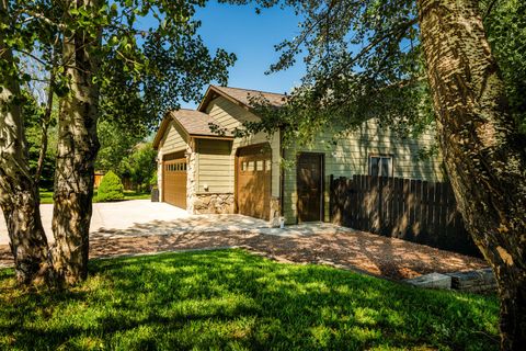 Featured picture for the property 24-675