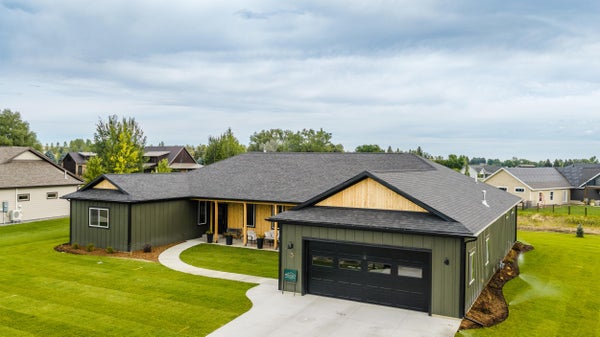 3 THUNDERBIRD DR, SHERIDAN, WY 82801 - Image 2224a9eff7fbbbb03f083633dedb05eb/2210992911