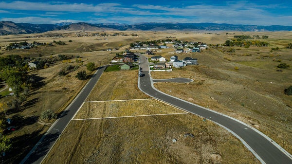 153 COYOTE CT, BUFFALO, WY 82834 - Image 70d5bfb612a0f9fc0342b1c84d40e4fc/822450706
