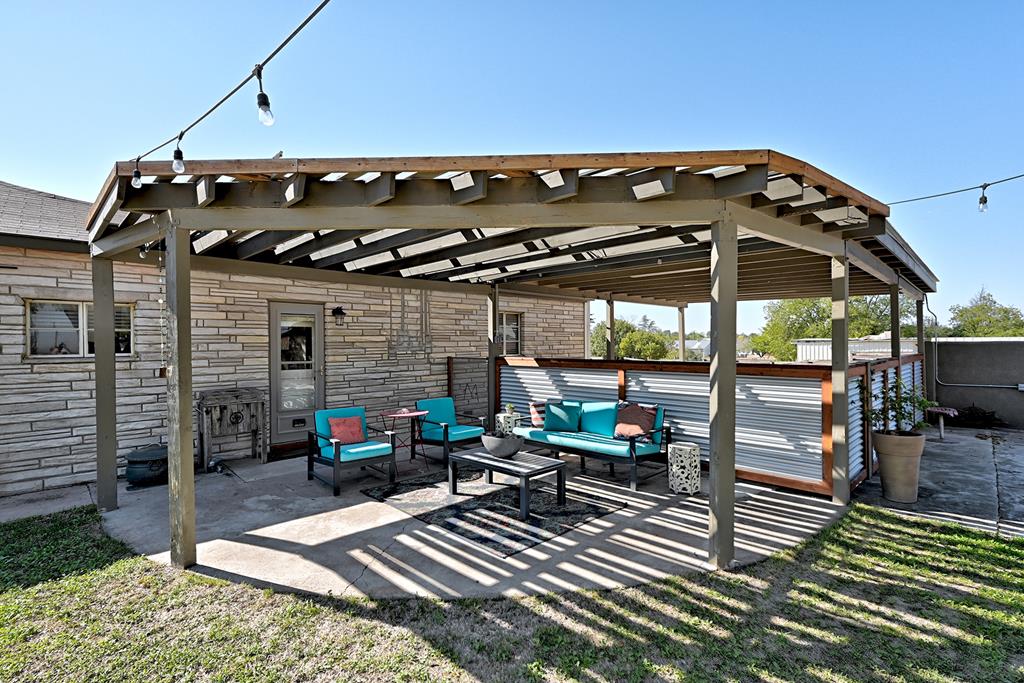 101 E 2nd St, Marfa, Texas image 24