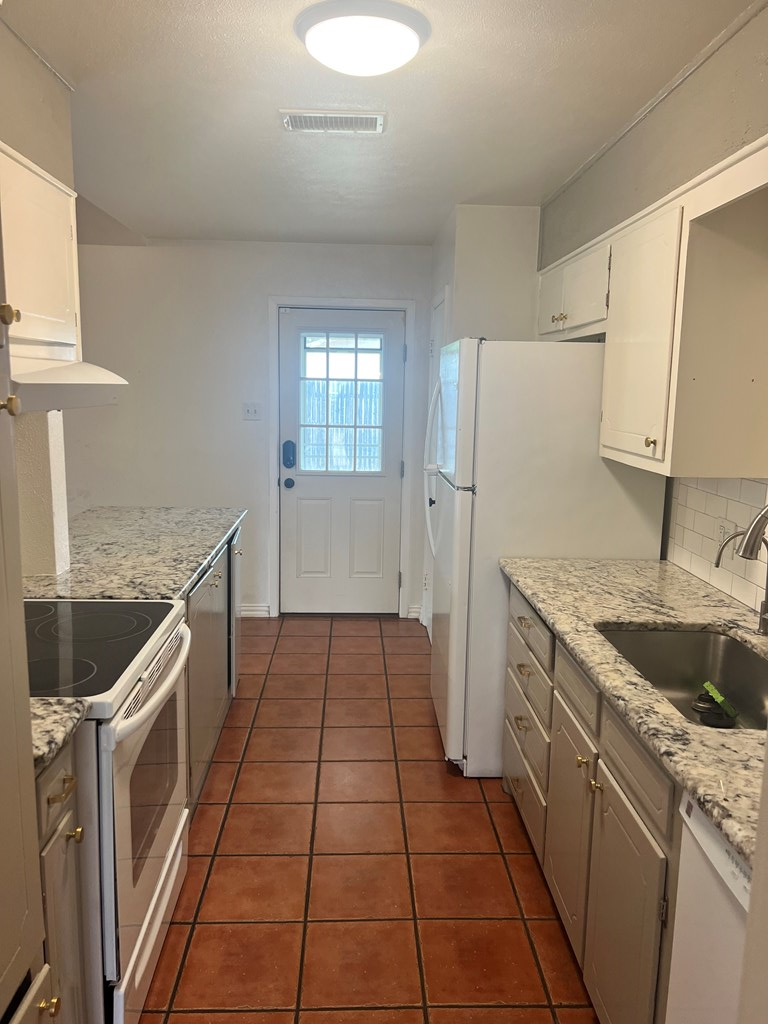 3209 W Dengar Ave, Midland, Texas image 9