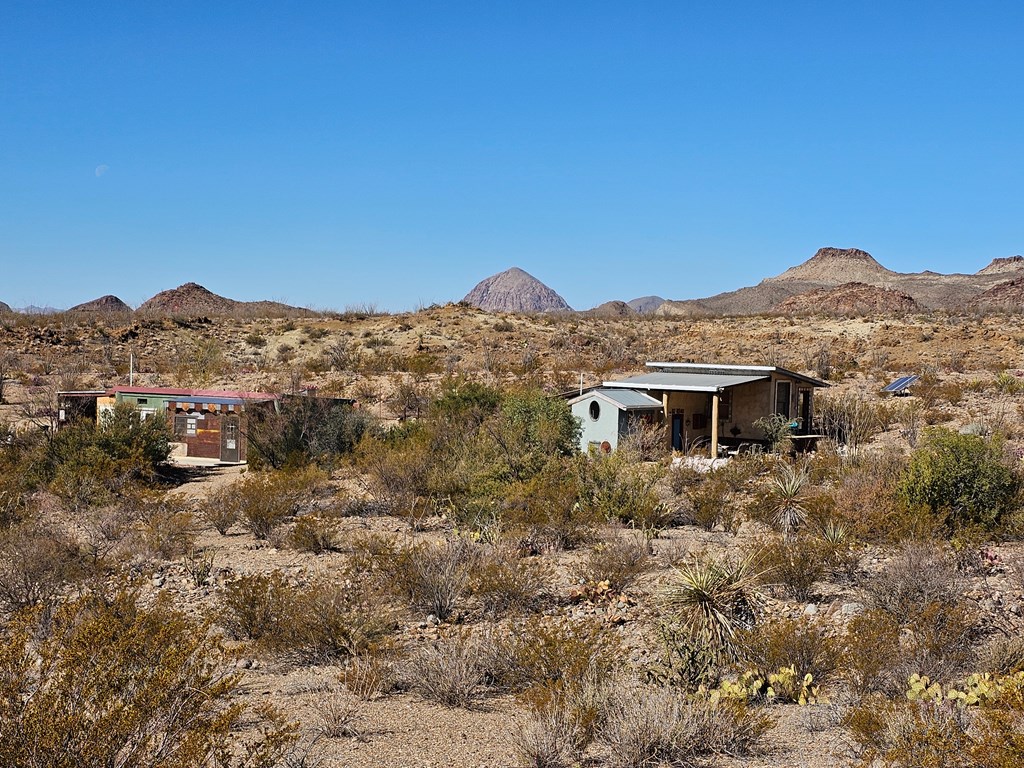 881 Mud Spring Road, Terlingua, Texas image 43