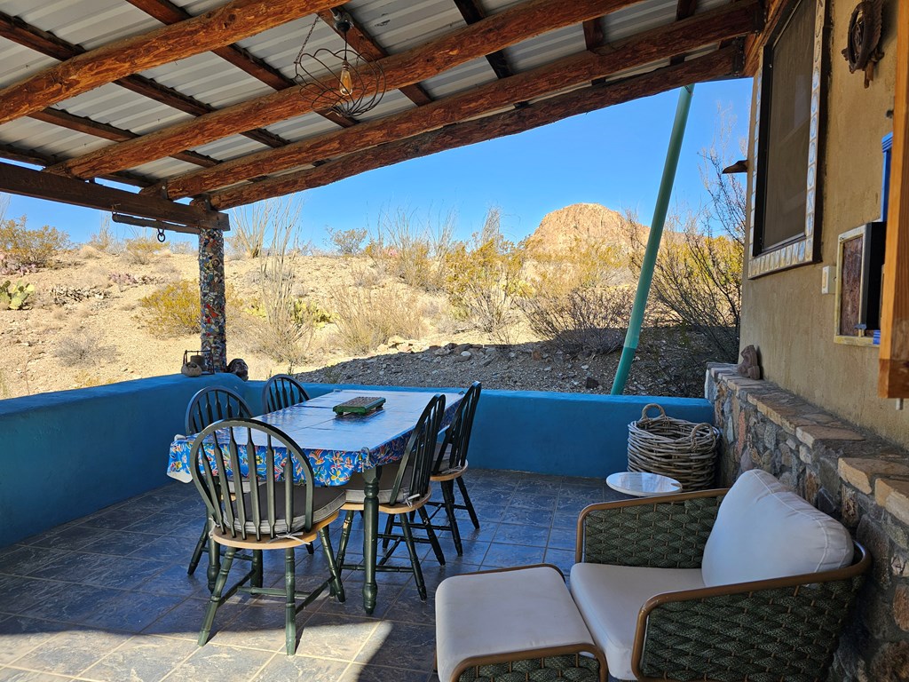 881 Mud Spring Road, Terlingua, Texas image 10