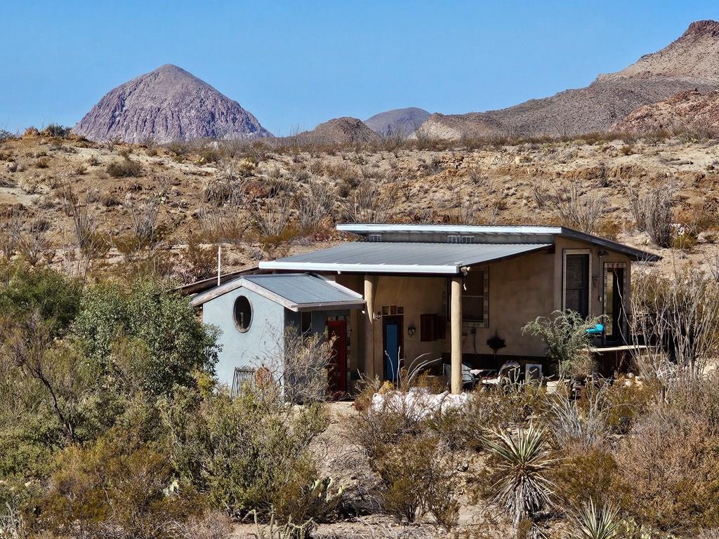 881 Mud Spring Road, Terlingua, Texas image 15