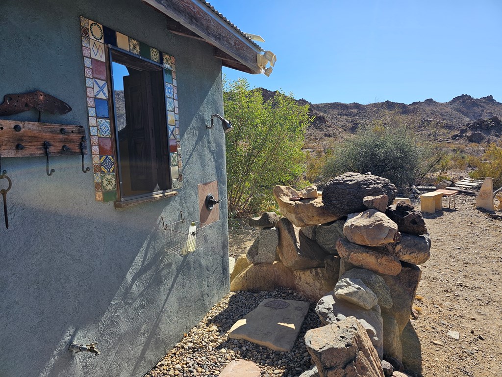 881 Mud Spring Road, Terlingua, Texas image 21