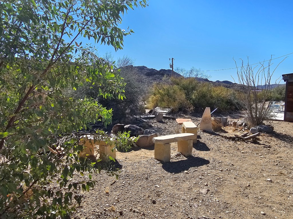 881 Mud Spring Road, Terlingua, Texas image 25