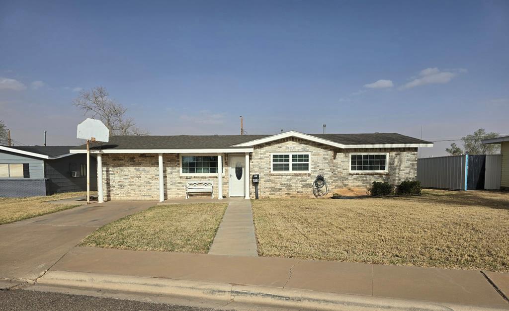 405 SW 9th St, Andrews, Texas image 1