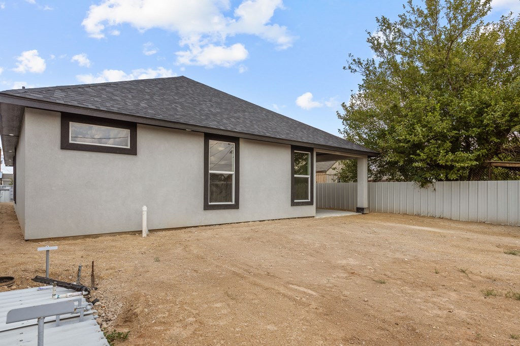 8241 W Jay Ave, Odessa, Texas image 32