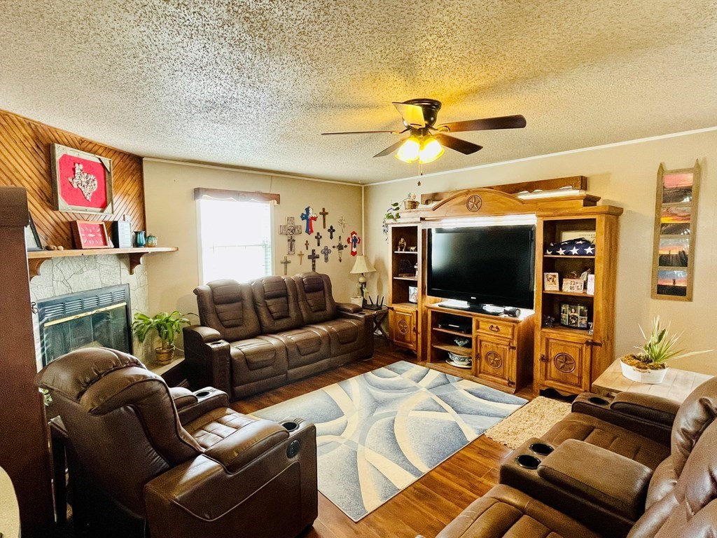 190 SW 1900, Andrews, Texas image 3