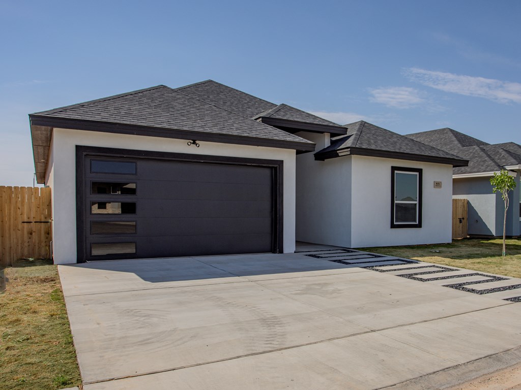 8656 Fiesta Court, Odessa, Texas image 4