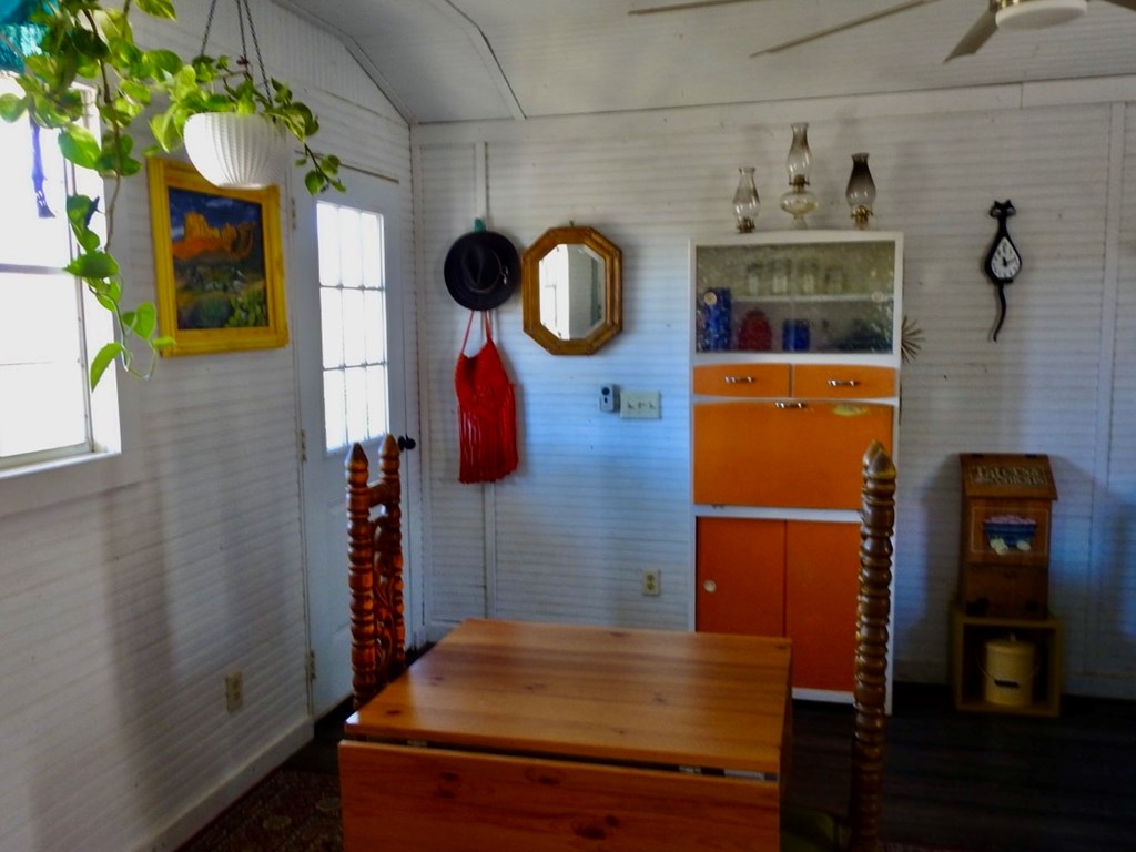 1005 Harold Wynne Road, Terlingua, Texas image 17