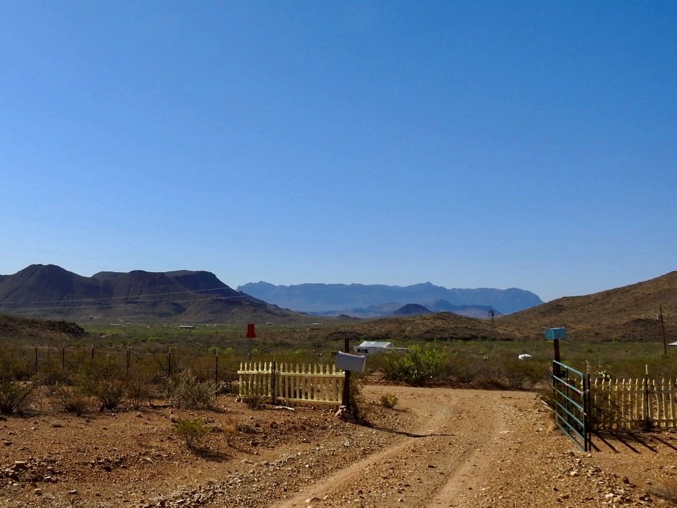 1005 Harold Wynne Road, Terlingua, Texas image 3