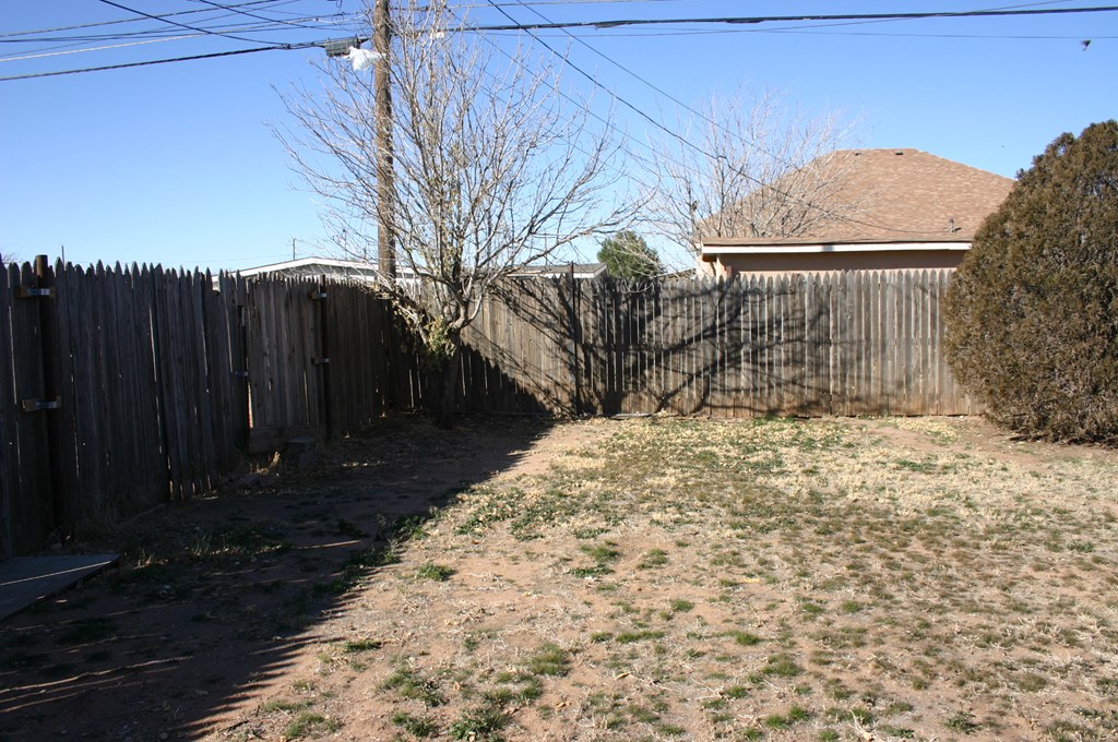 706 Spraberry Dr, Midland, Texas image 19