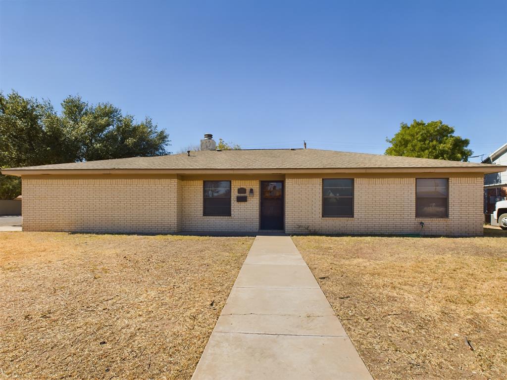 1621 S Hackberry St, Pecos, Texas image 1