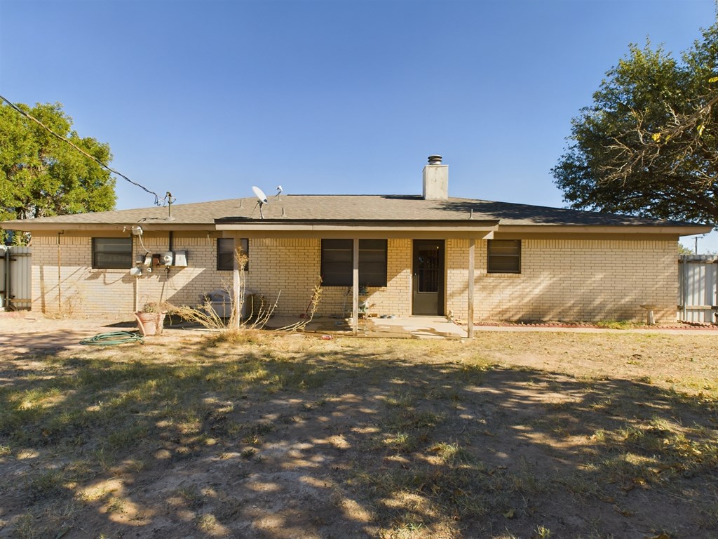 1621 S Hackberry St, Pecos, Texas image 5