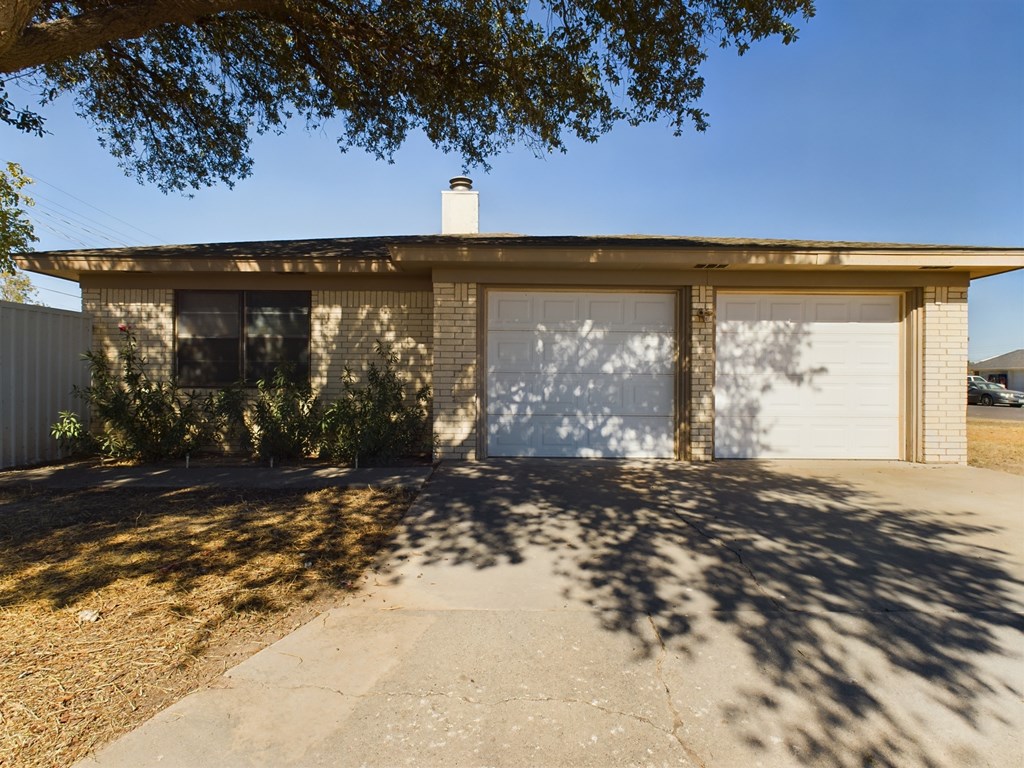 1621 S Hackberry St, Pecos, Texas image 4