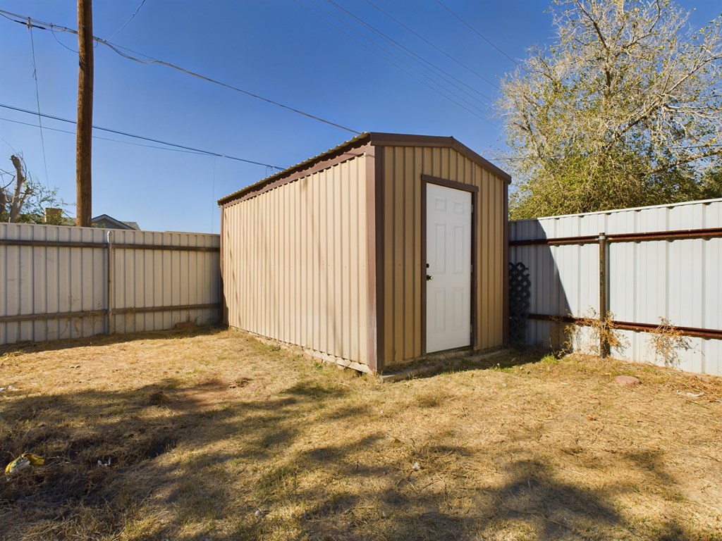 1621 S Hackberry St, Pecos, Texas image 24