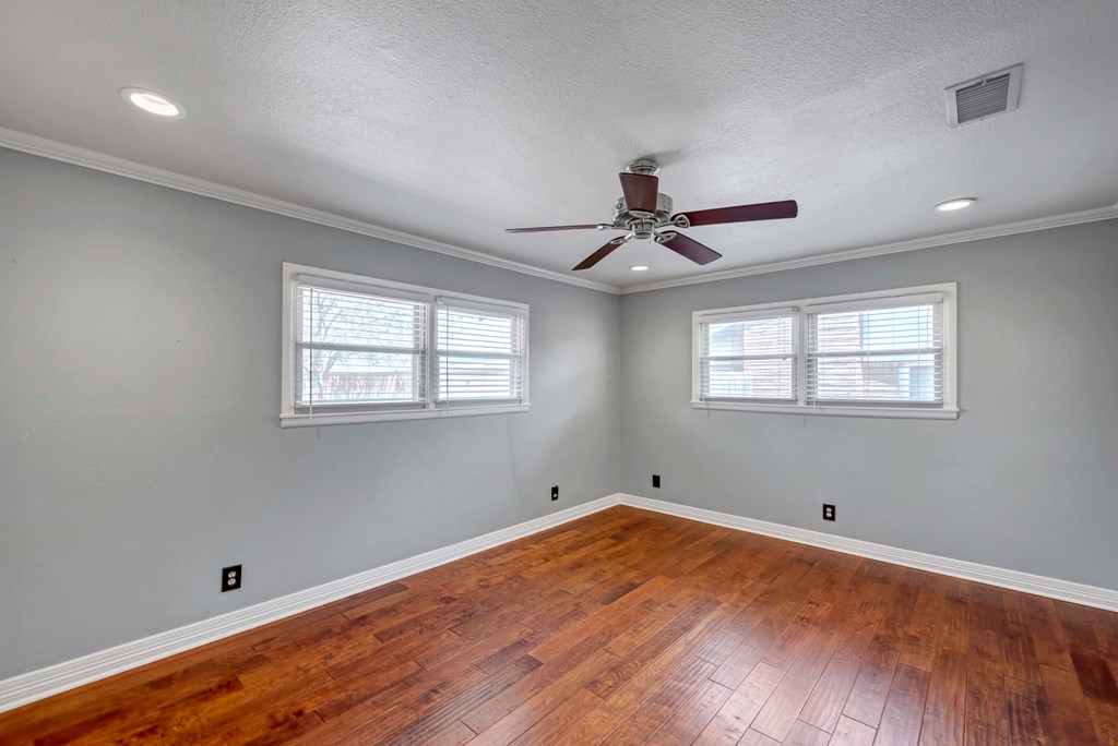 1002 Boyd Ave, Midland, Texas image 35
