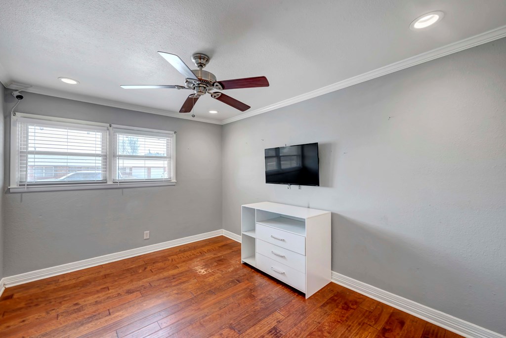 1002 Boyd Ave, Midland, Texas image 25