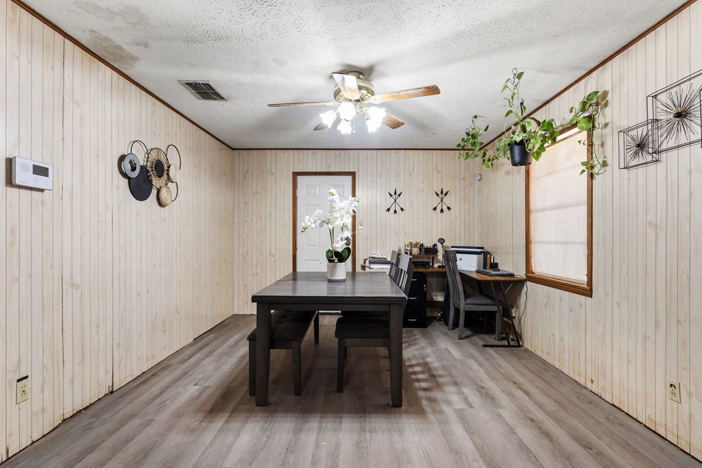 2012 S Alamo St, Pecos, Texas image 8