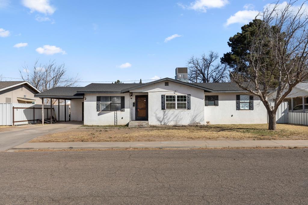 2012 S Alamo St, Pecos, Texas image 1