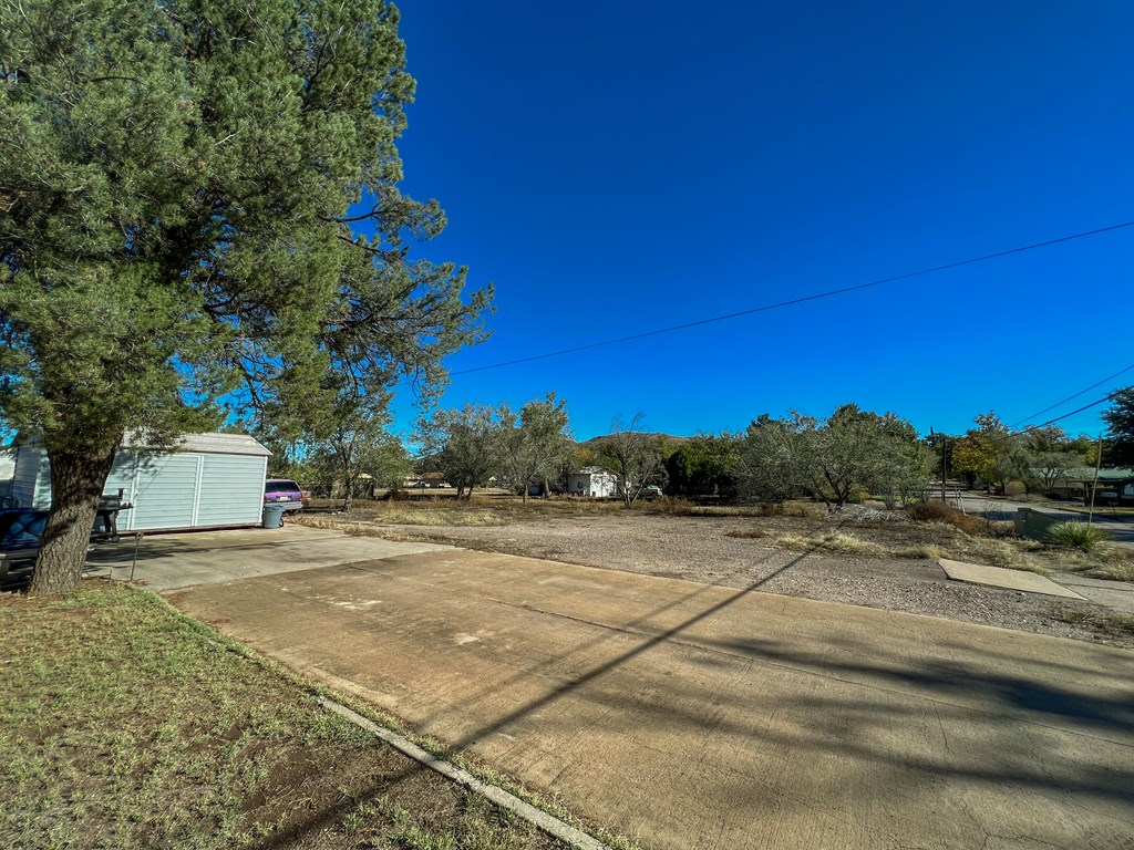 505 E Ave B Way, Alpine, Texas image 6