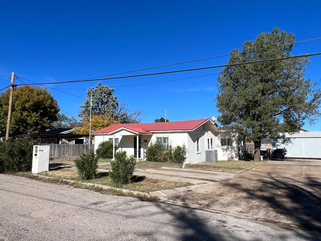 505 E Ave B Way, Alpine, Texas image 1