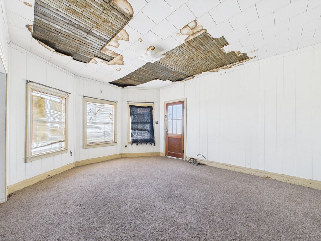 401 S Park St, Pecos, Texas image 7