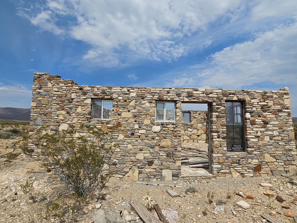 G116 Bad Bunny Rd, Terlingua, Texas image 5