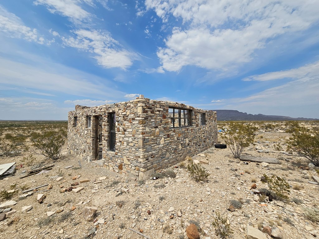 G116 Bad Bunny Rd, Terlingua, Texas image 14