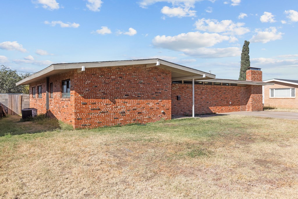 2923 Chisum Ave, Odessa, Texas image 7