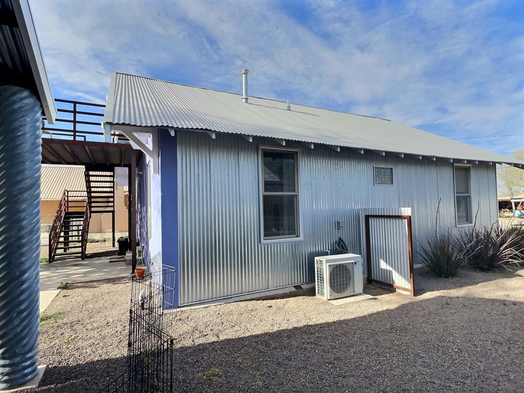 803 N Gonzales St, Marfa, Texas image 16