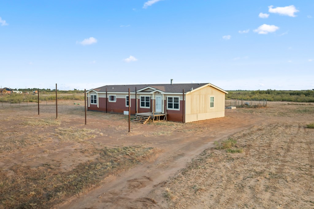 12508 E County Rd 89, Midland, Texas image 3