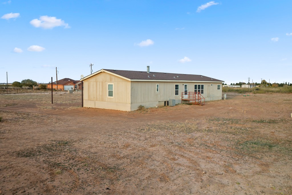 12508 E County Rd 89, Midland, Texas image 4