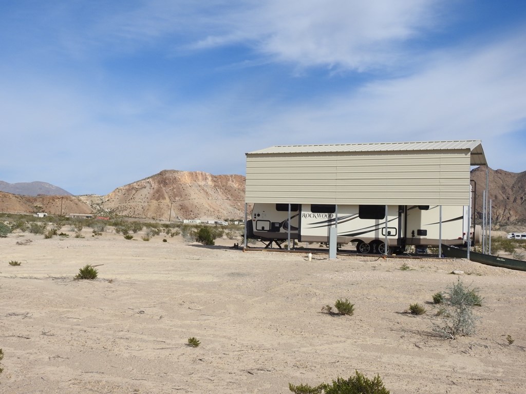 287 Fulcher Rd, Terlingua, Texas image 19