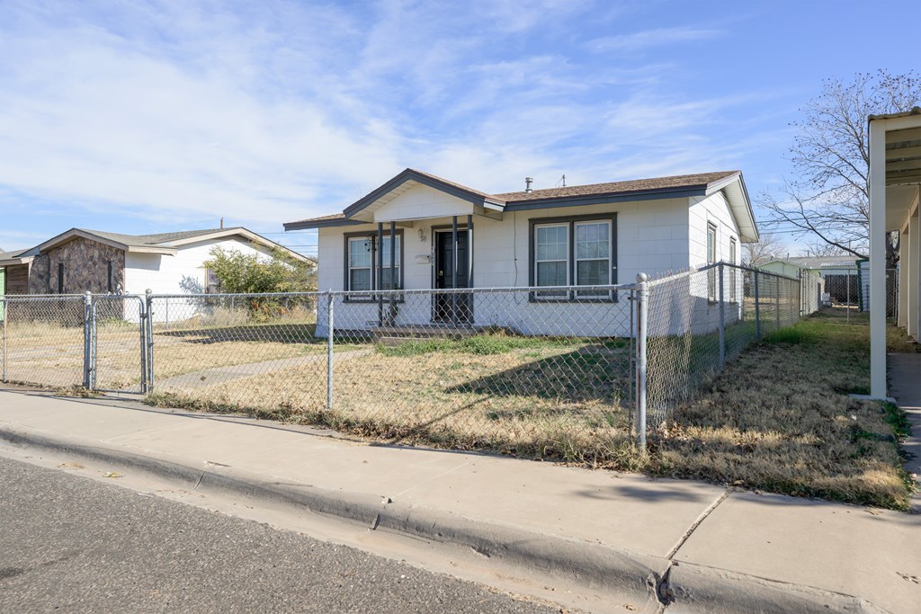 2726 Kay Ave, Odessa, Texas image 4