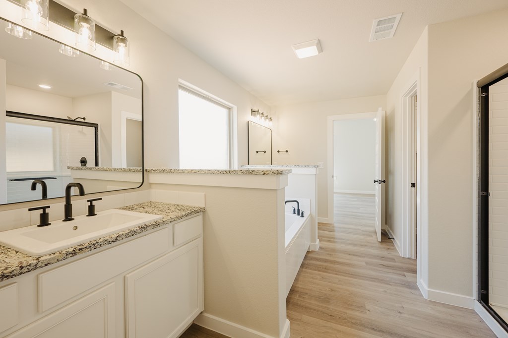 408 Farmstead Lane, Odessa, Texas image 11