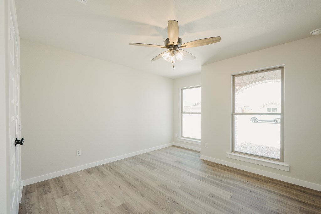 408 Farmstead Lane, Odessa, Texas image 16